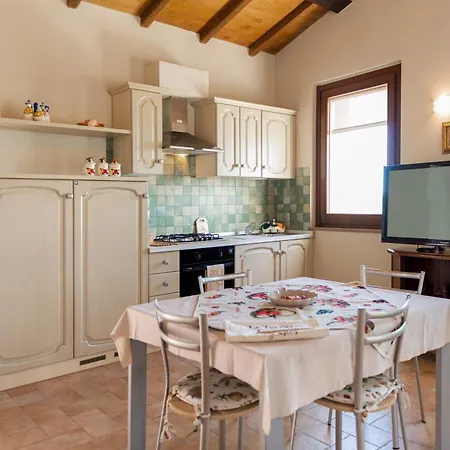 Le Terrazze Di Cancellara 別荘 フォリーニョ